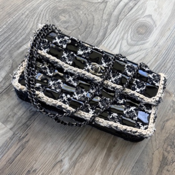 Never been used - Chanel bag - Picture 1 of 4